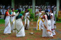 Thiruvathirakali___Onam_by_sujithtom.jpg